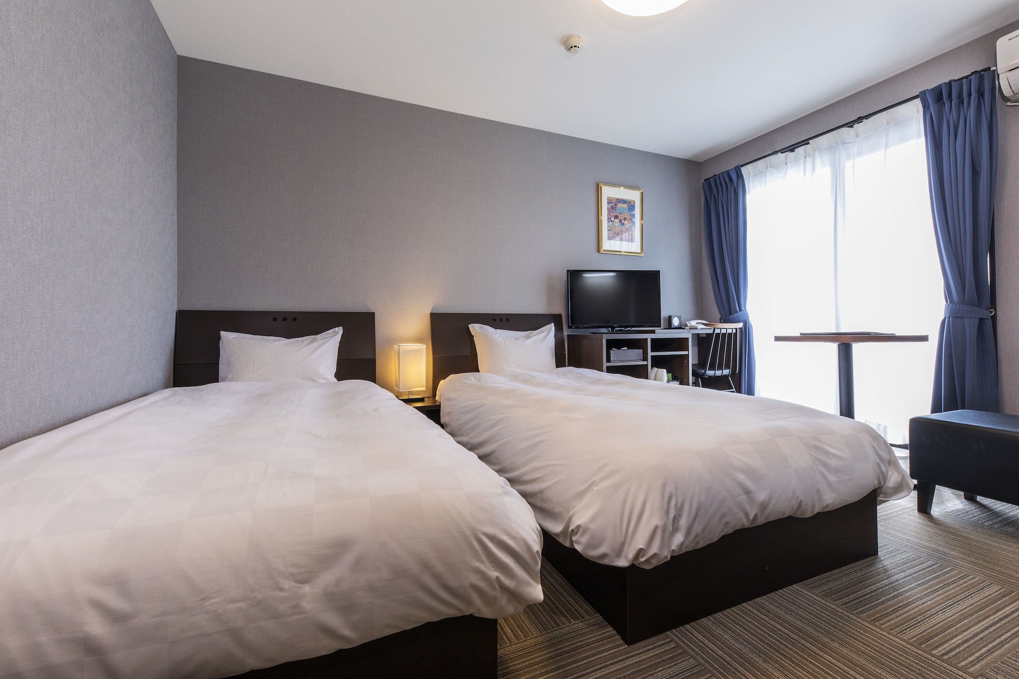 ROOM, TWIN BEDS, RIVER VIEW
