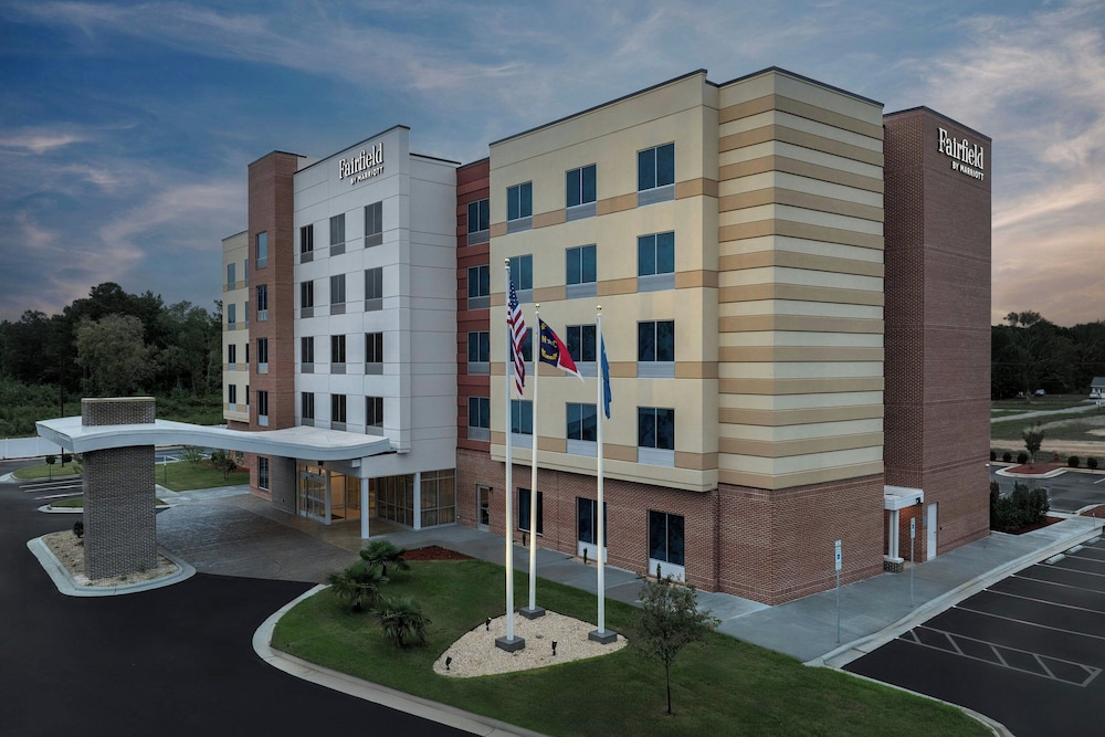 Fairfield By Marriott Inn & Suites Weldon 37/41