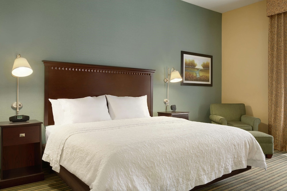 Hampton Inn & Suites Thousand Oaks 10/58