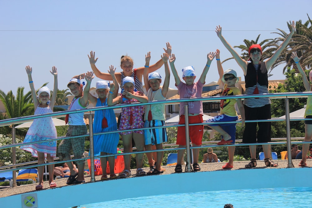 Annabelle Beach Resort 77/87