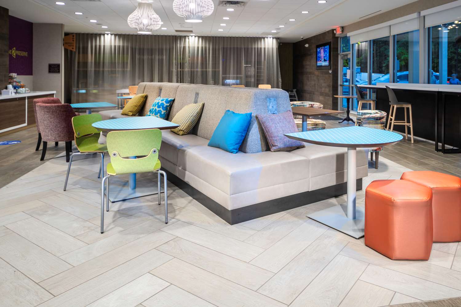 Home2 Suites by Hilton Minneapolis Mall of America 20/27