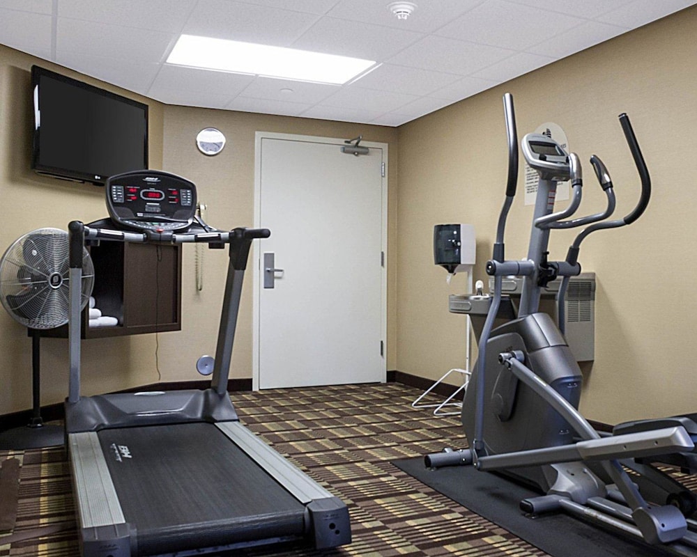 MainStay Suites Bismarck 11/25