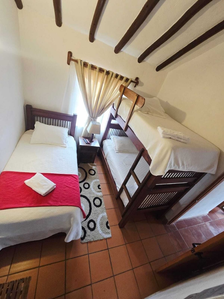 Apartahotel Refugio de Maria 26/46