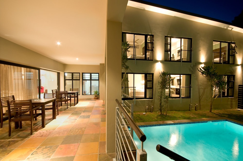 The Hub Boutique Hotel 4/38