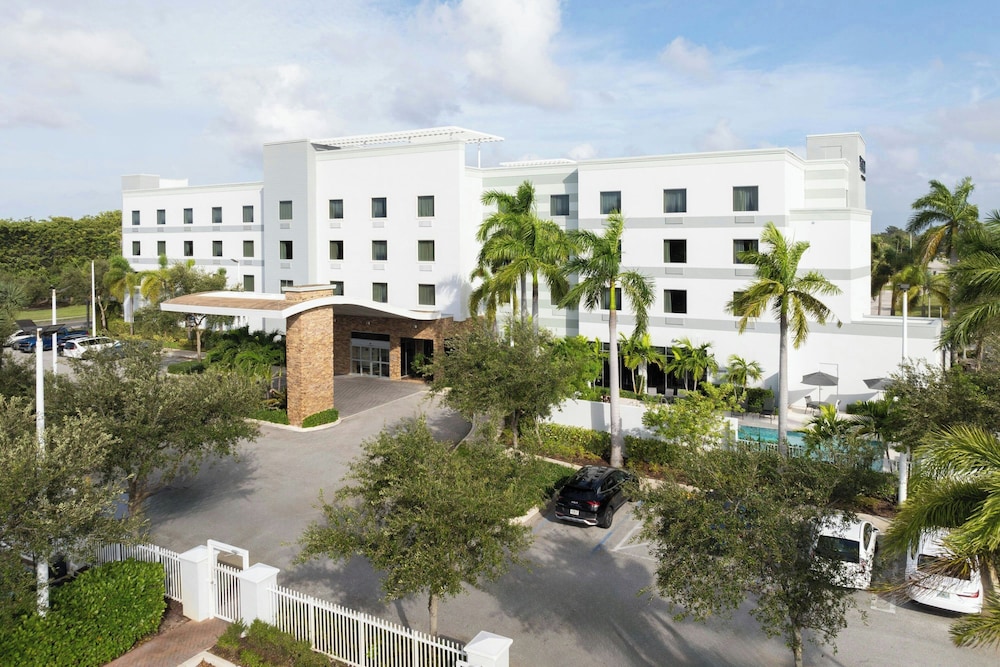 Fairfield Inn Suites Delray Beach I 95 2/50