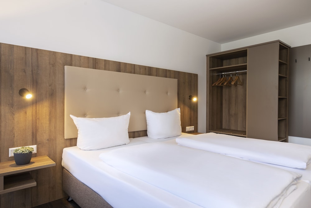 ACHAT Hotel Stuttgart Zuffenhausen 14/80