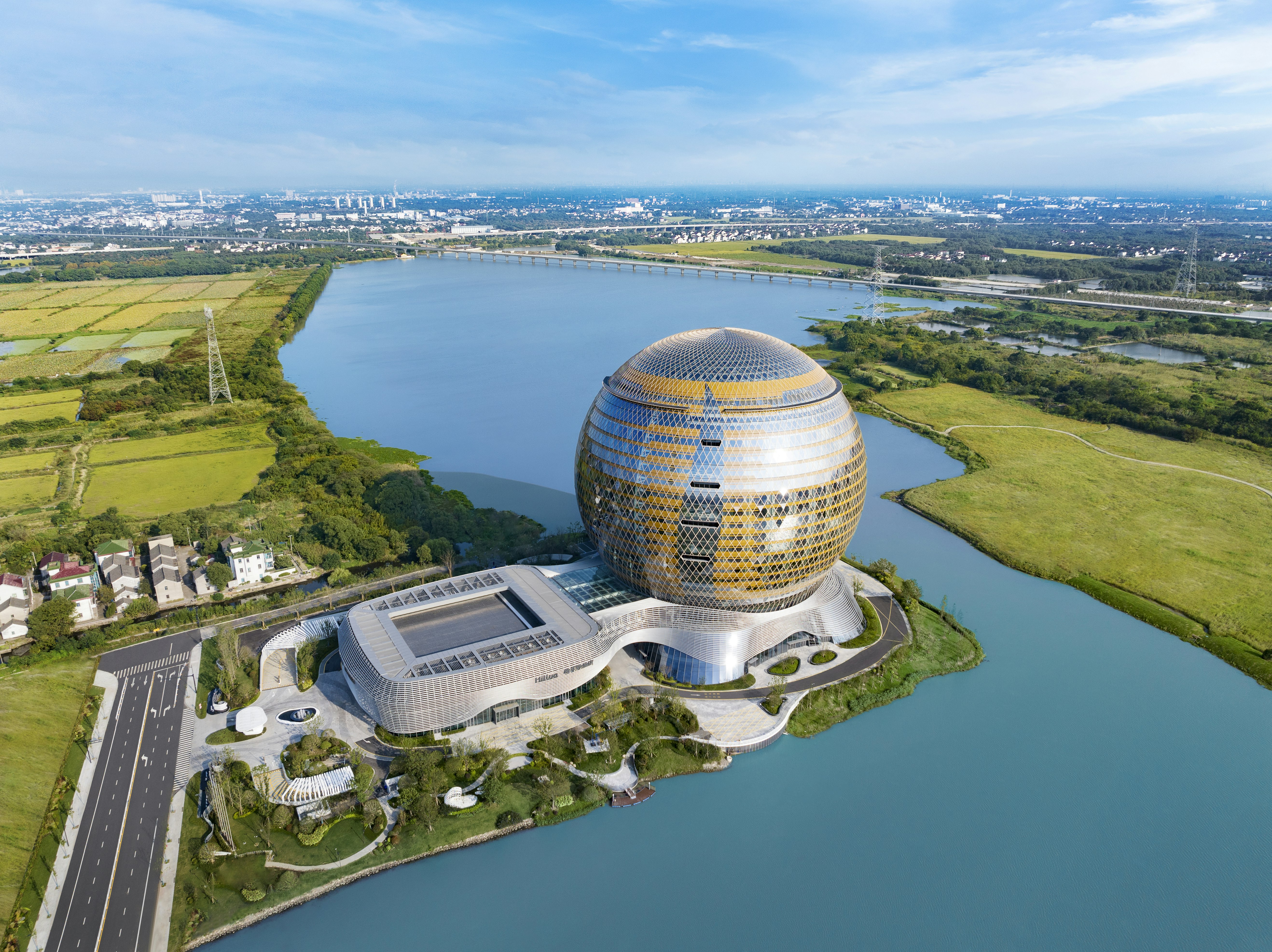 Hilton Huzhou Nanxun 2/19