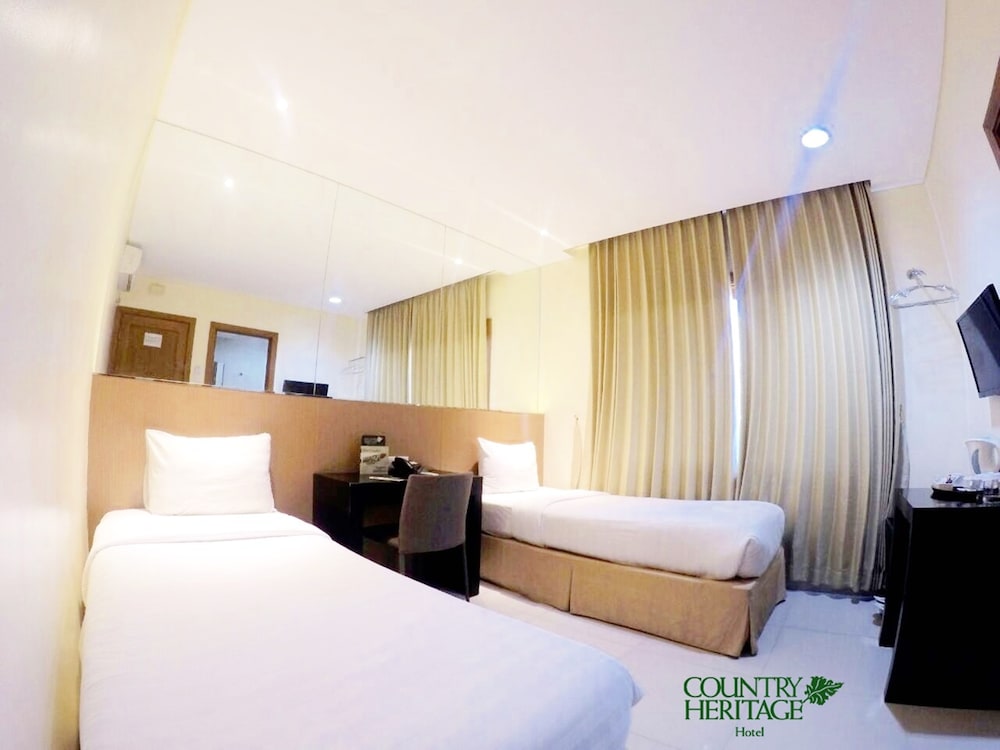 Country Heritage Resort Hotel 2/20