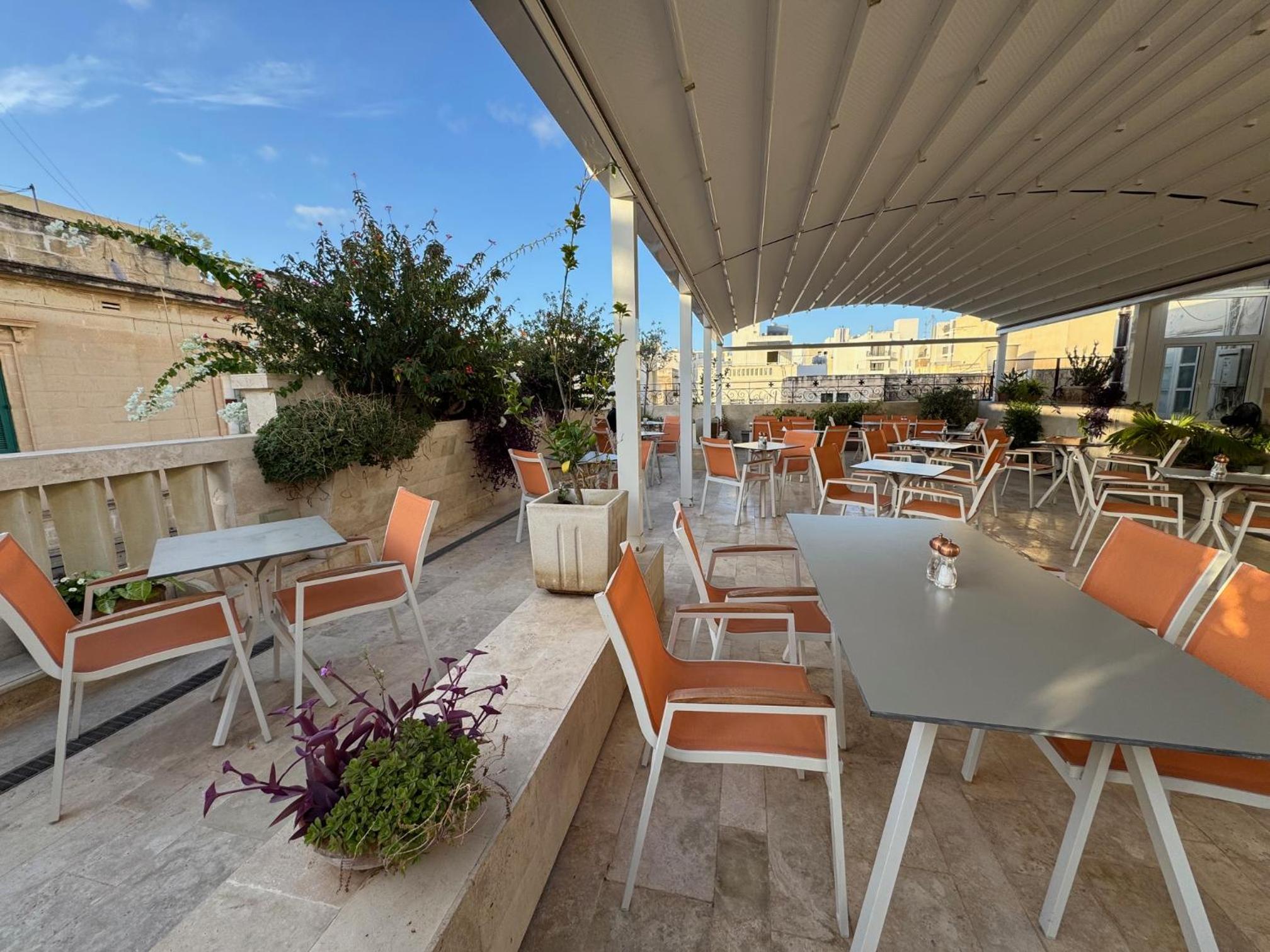 The Maltese Sun 16/28