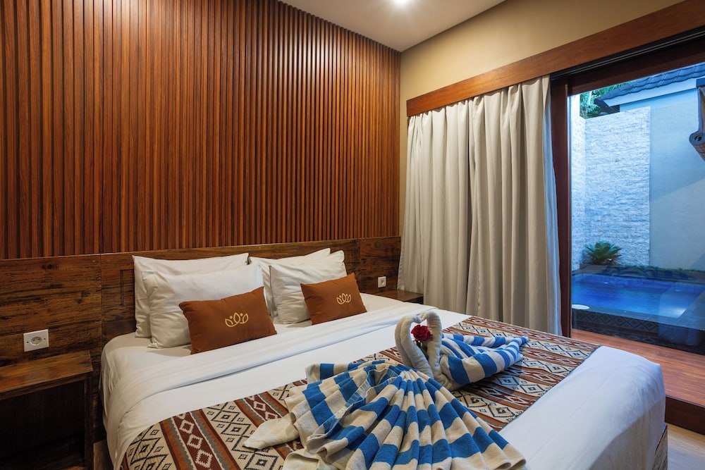 1 BEDROOM, VILLA, PLUNGE POOL