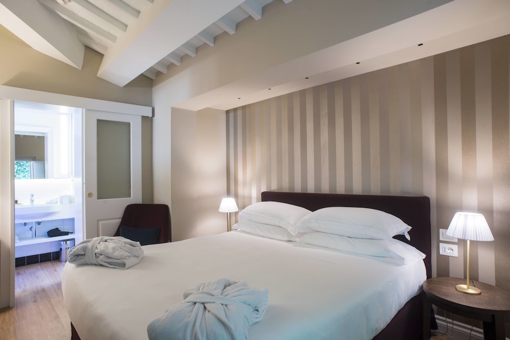 Palazzo Castri 1874 Hotel 25/72