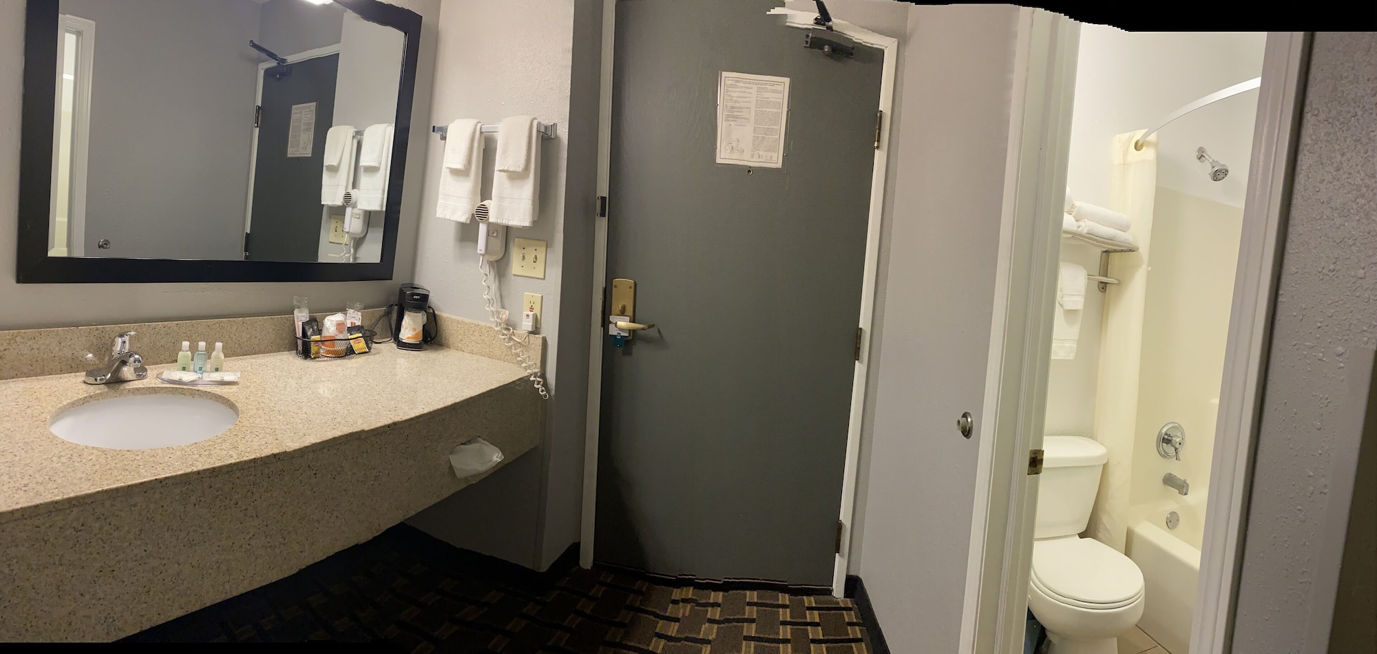 Room, 2 Queen Beds, Pool Side، Quality Inn Mauston I-90 6/10