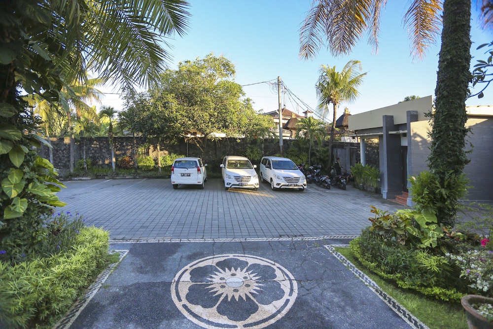 The Bidadari Luxury Villas Spa 68/75