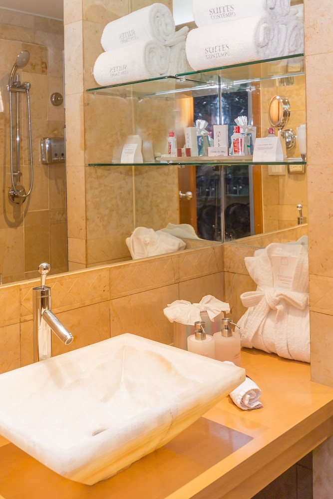 Suites Contempo 61/64