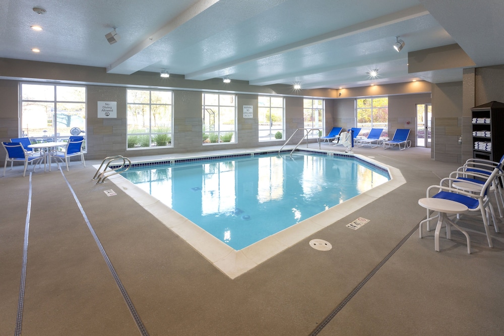 Holiday Inn Express Suites Seattle South Tukwila 9/61