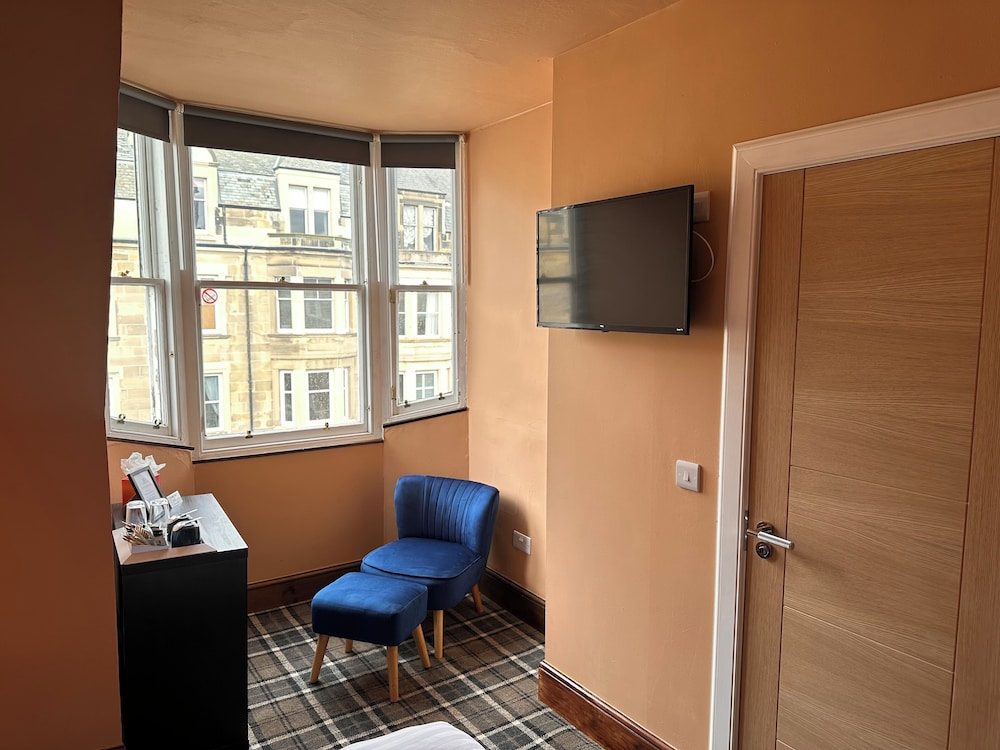 Valentine City Centre Guest House 32/50