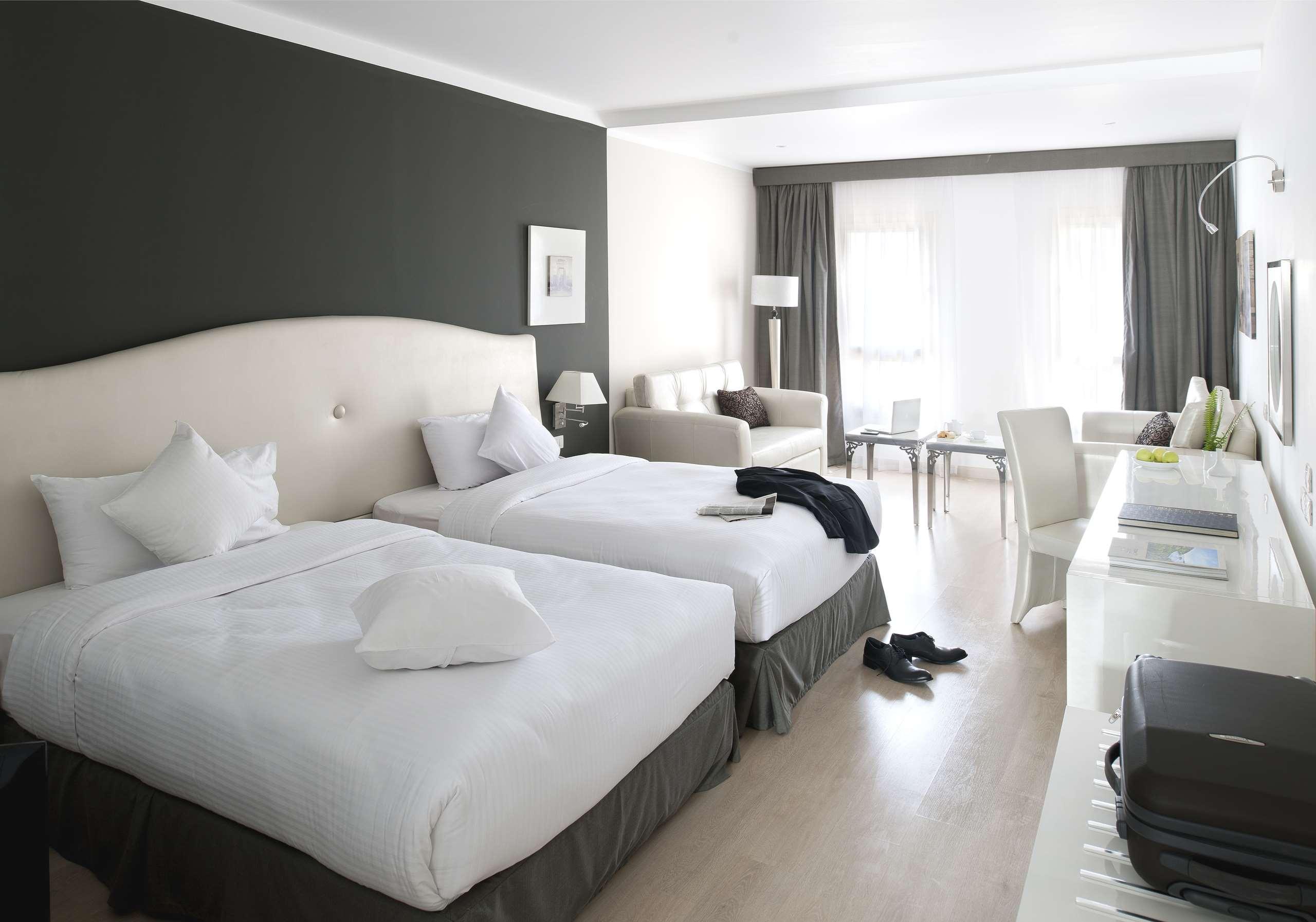 غرفة عائلية بسرير مزدوج