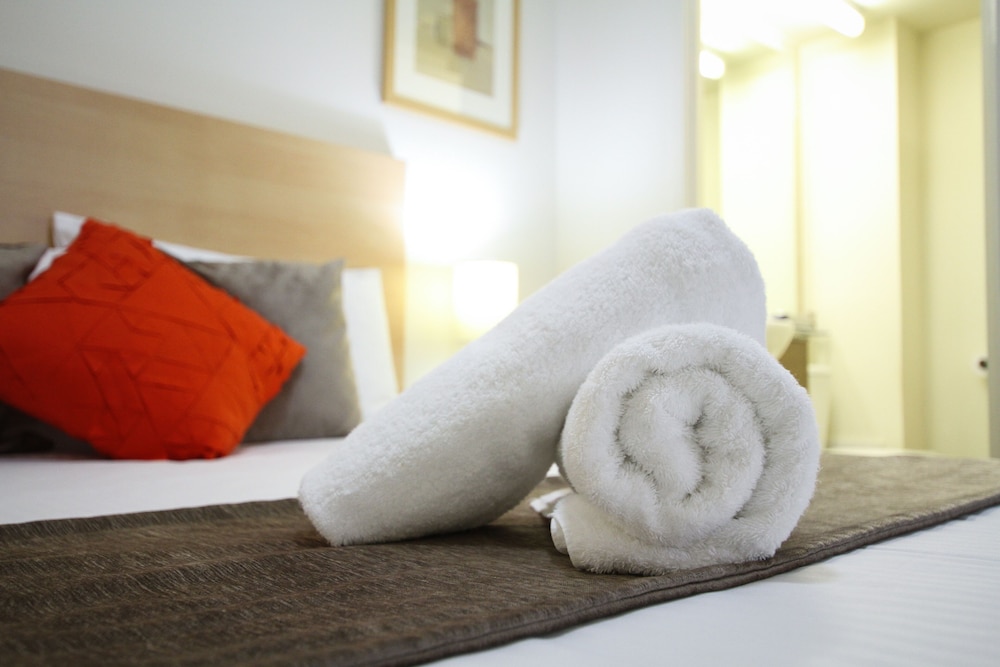 CALOUNDRA CENTRAL APARTMENT HOTEL 44/68