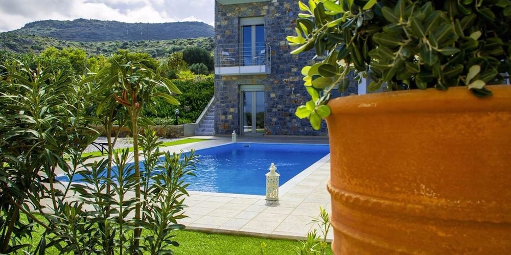 Aroma Villas 16/42