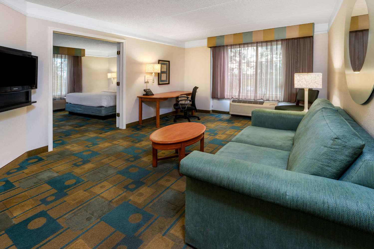 La Quinta Inn & Suites by Wyndham Phoenix West Peoria 12/24