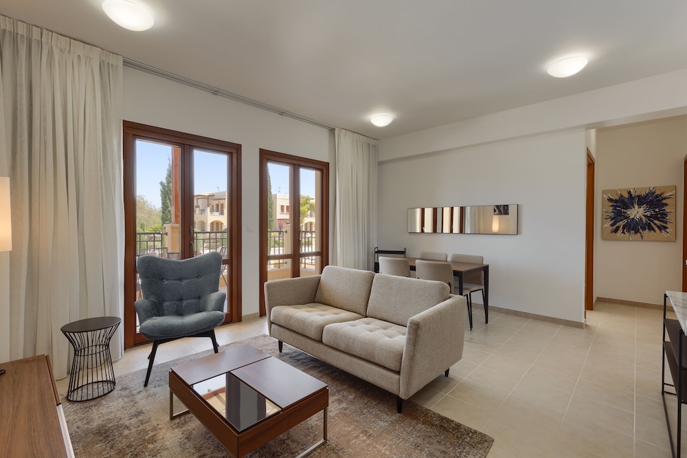 Aphrodite Hills Golf Spa Resort Residences Apartments 28/55