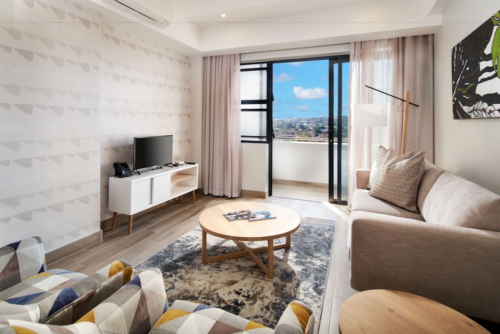 The Regency Apartment Hotel Menlyn 25/40