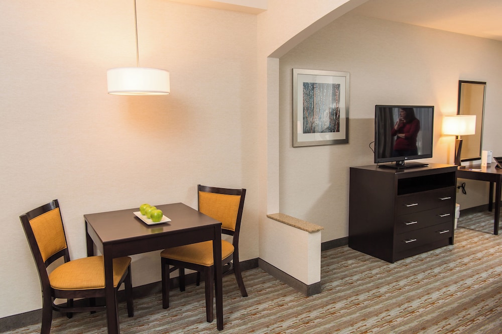 Wyndham Garden Erie 26/35