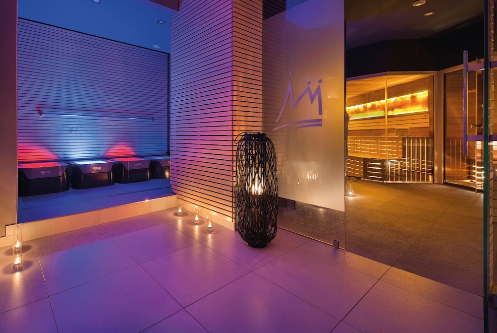 PREMIUM Hotel 27/69