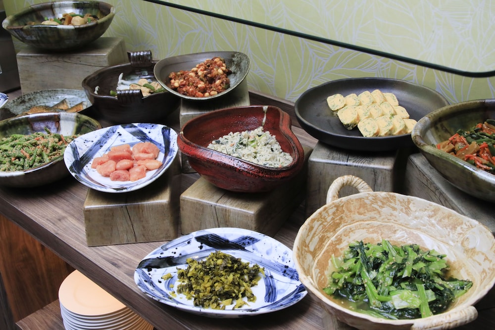 Quintessa Hotel Fukuoka Tenjin Comic & Books 23/37
