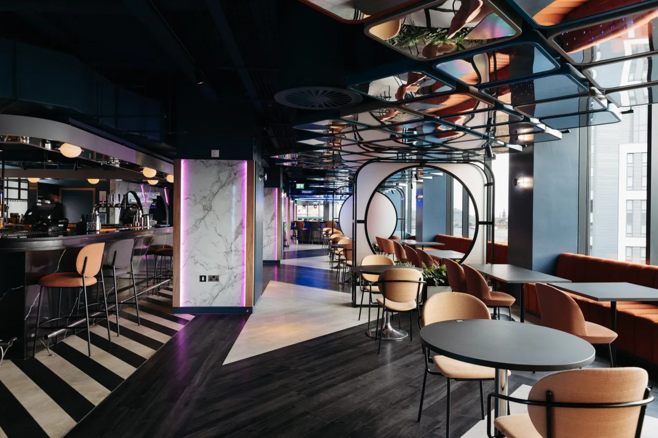 YOTEL Glasgow, Select by Hilton 9/13