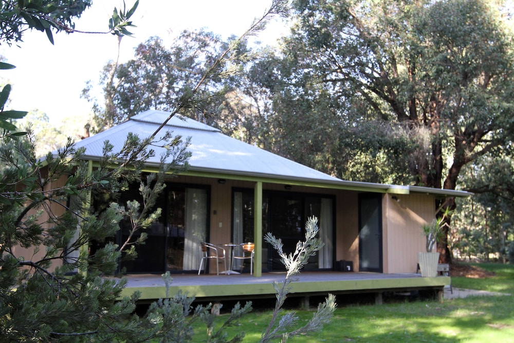 ELLENSBROOK COTTAGES 40/47