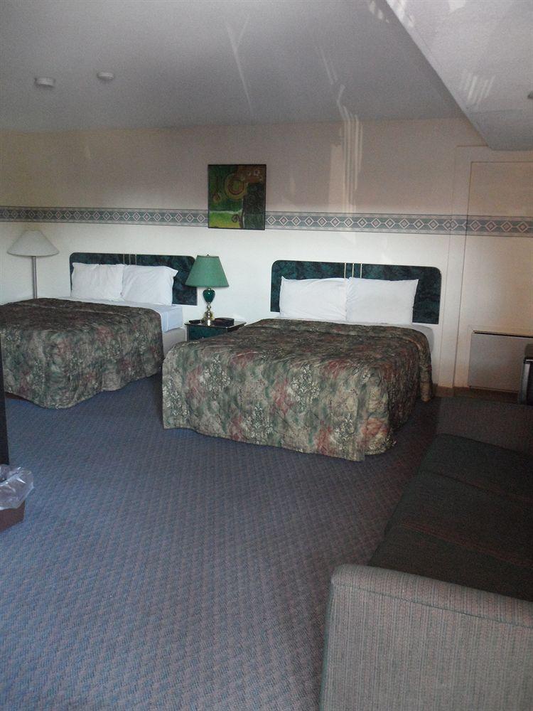 OYO 193 Scottish Inn 4/22