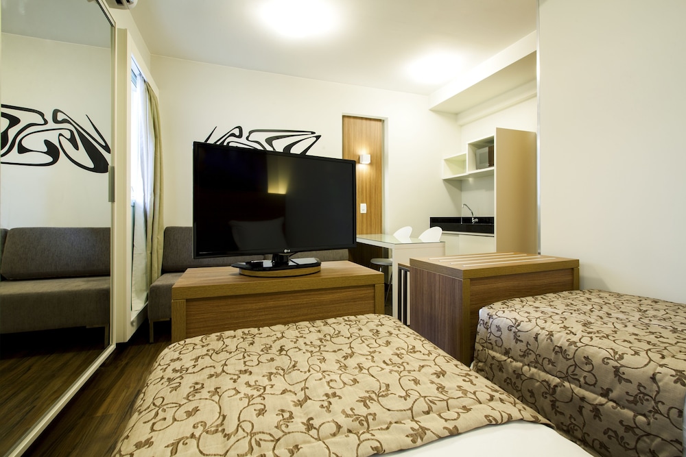 S4 Hotel 23/41