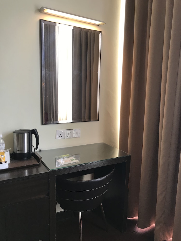 Ssl Traders Hotel 12/24