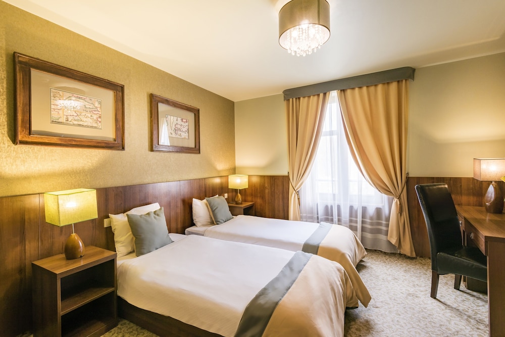 David Hotel 29/63