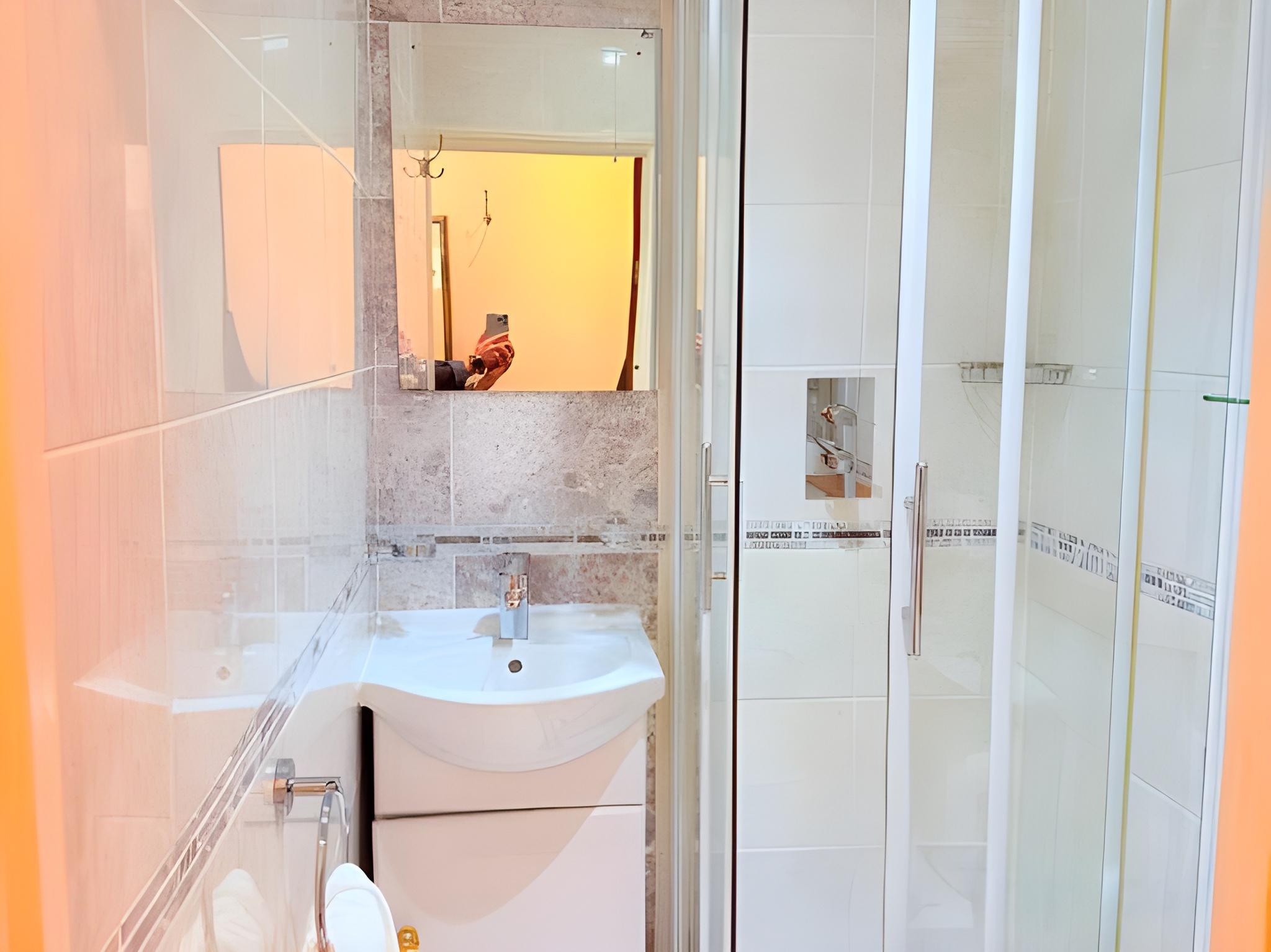Albro House Hotel 31/32