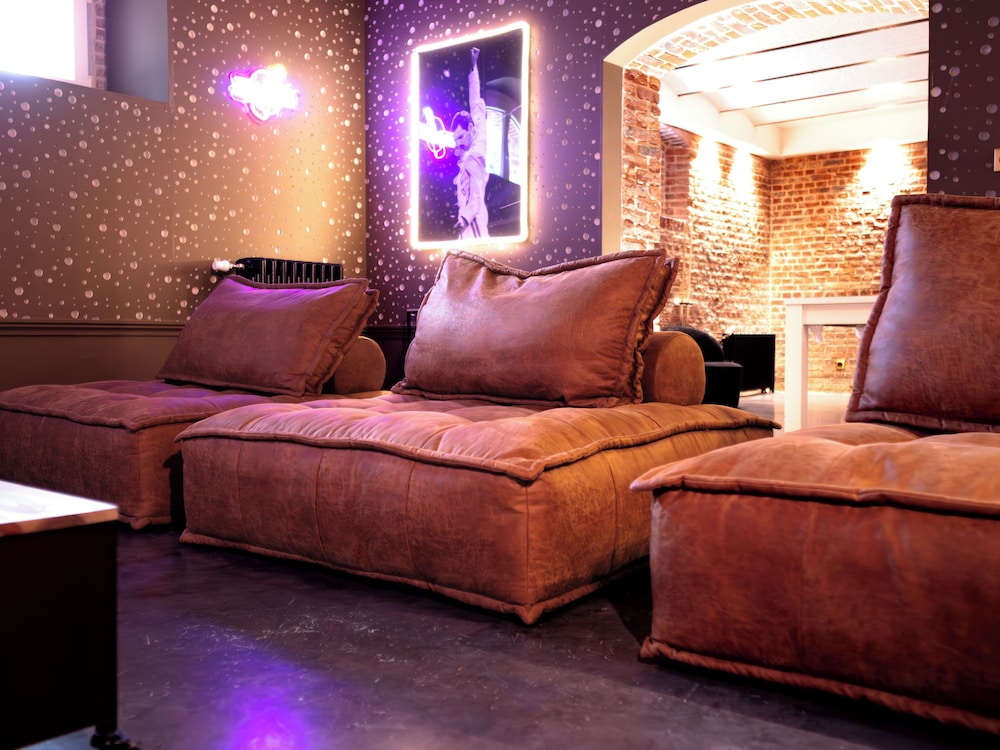 Hotel Chateau Heloise 33/50