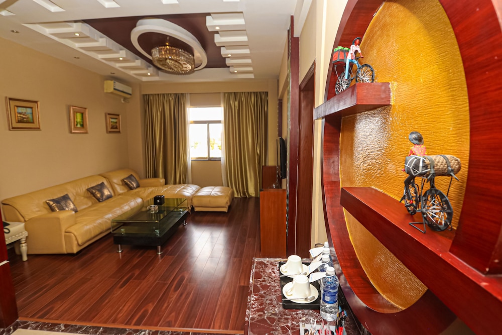 Best Western Plus Paramount Hotel 37/44