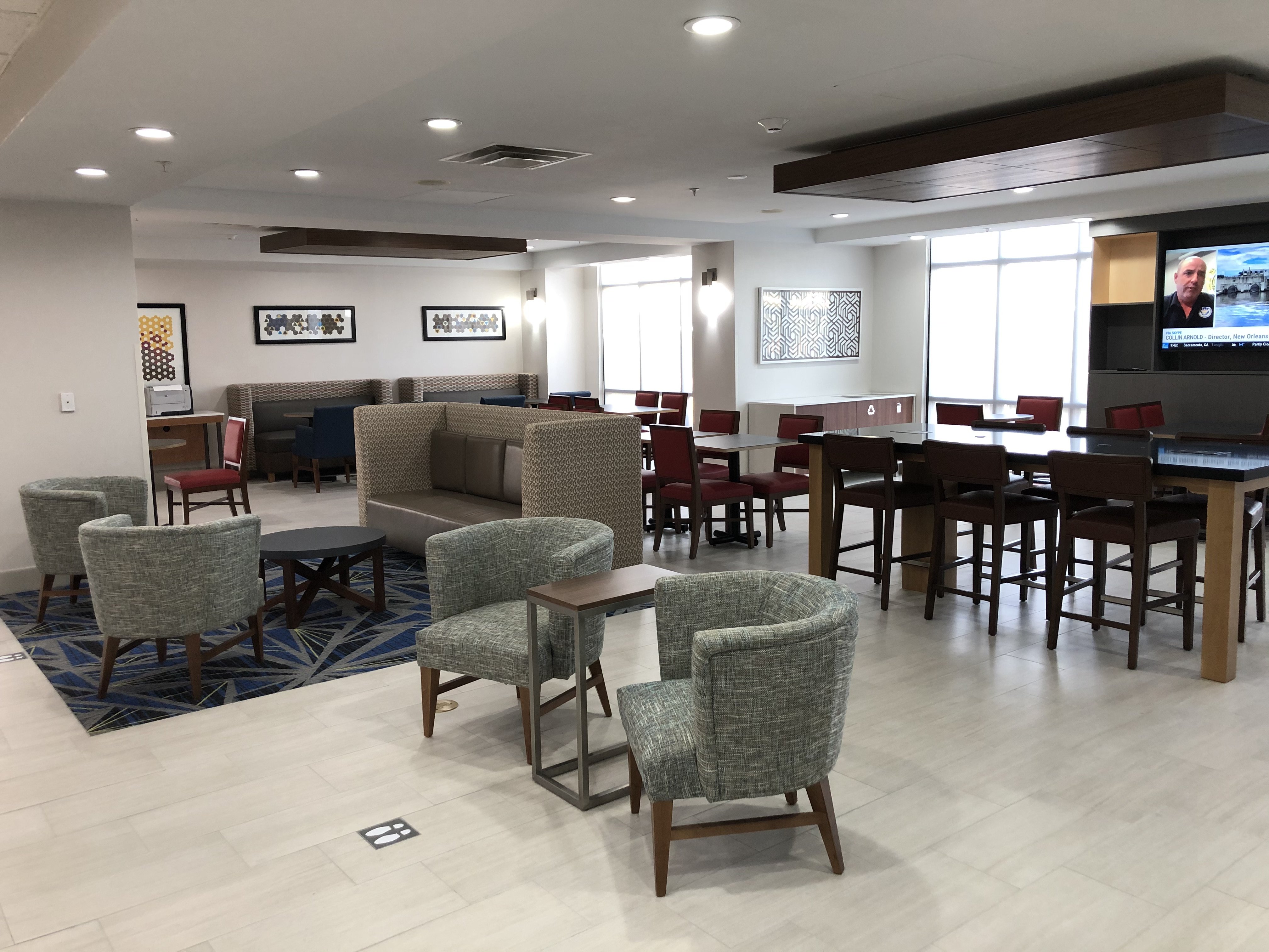Holiday Inn Express Hillsboro I-35 51/69