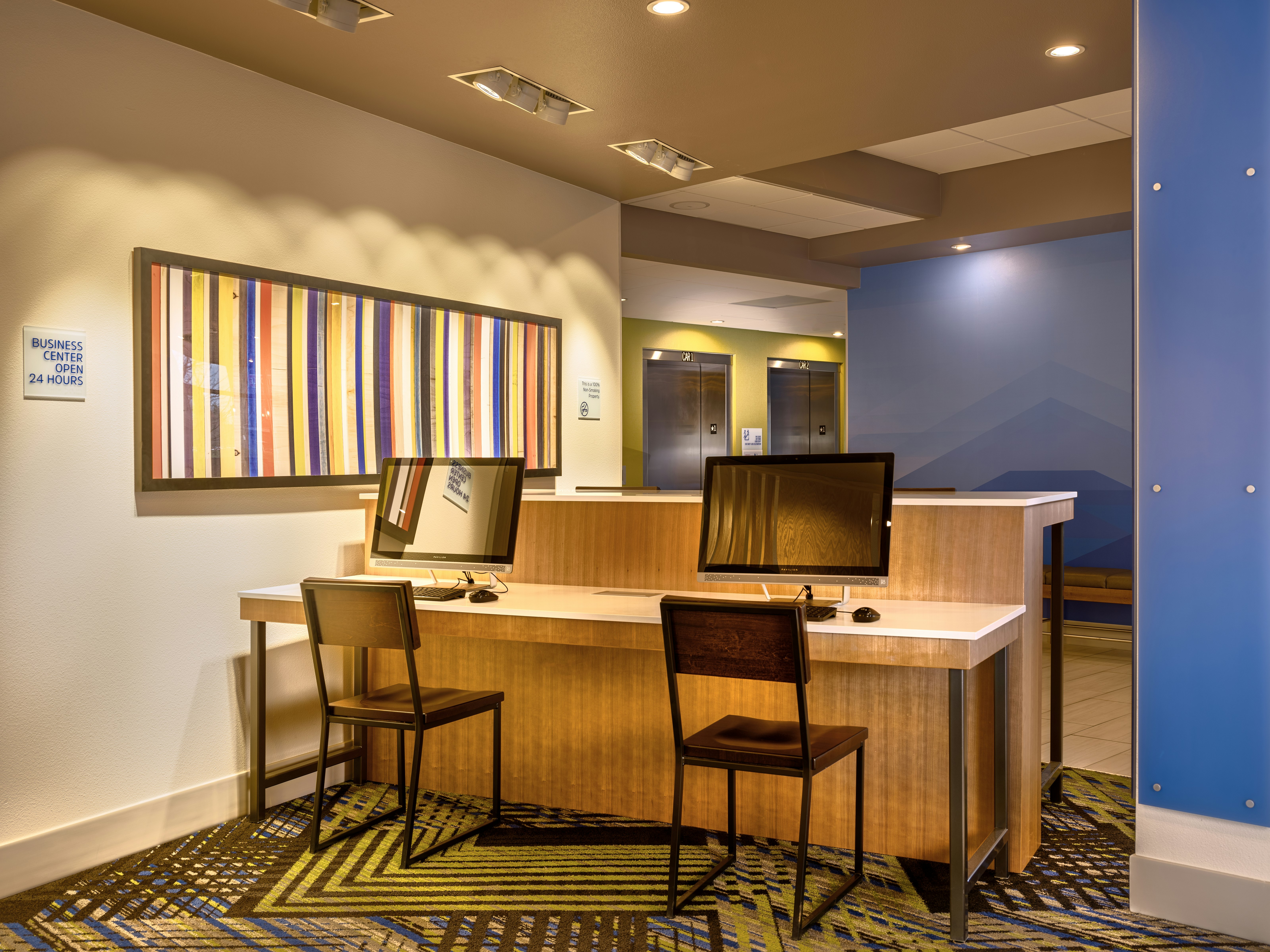 Holiday Inn Express and Suites Salem North - Keizer 64/71