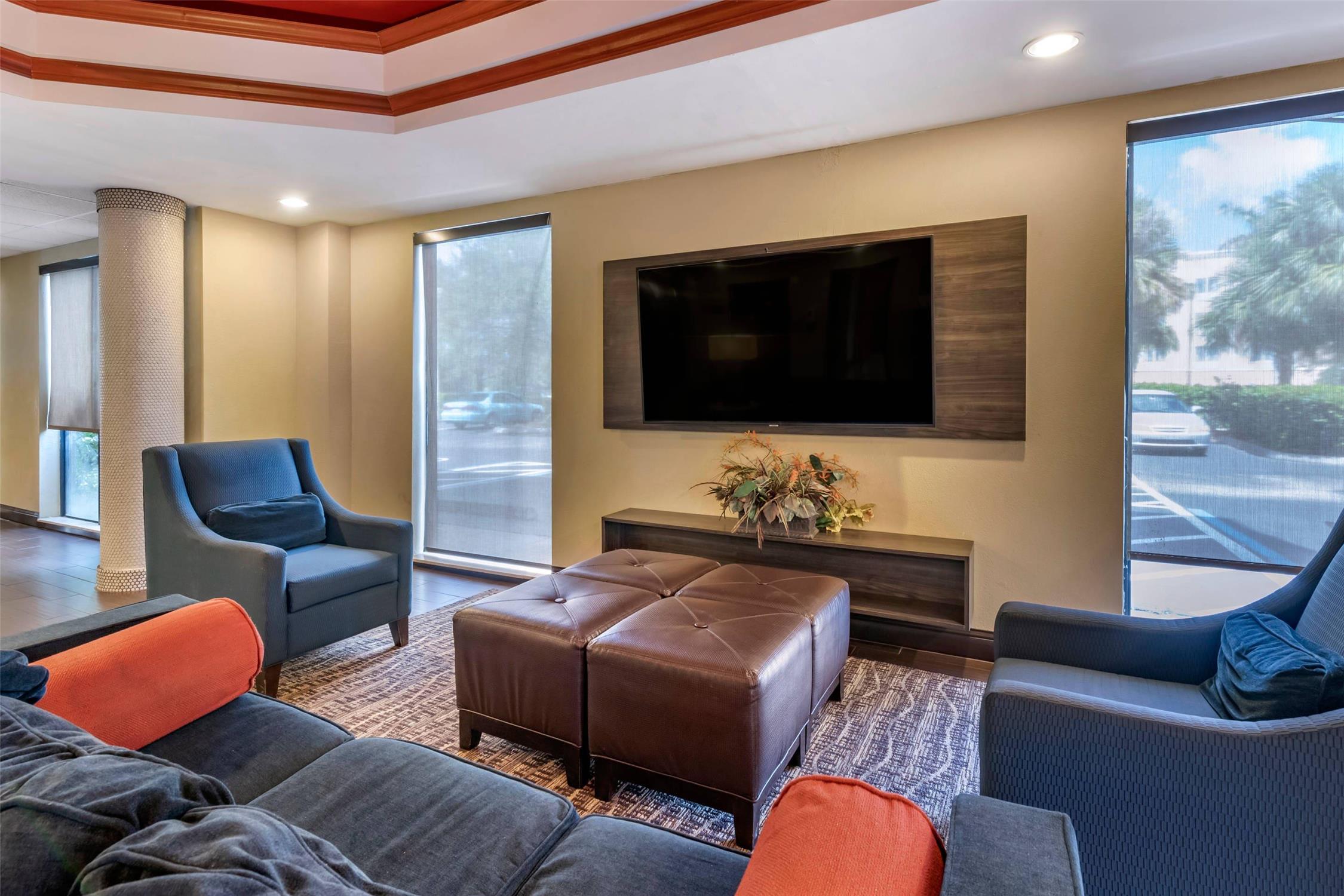 Comfort Suites Fort Pierce I-95, FL 25/27