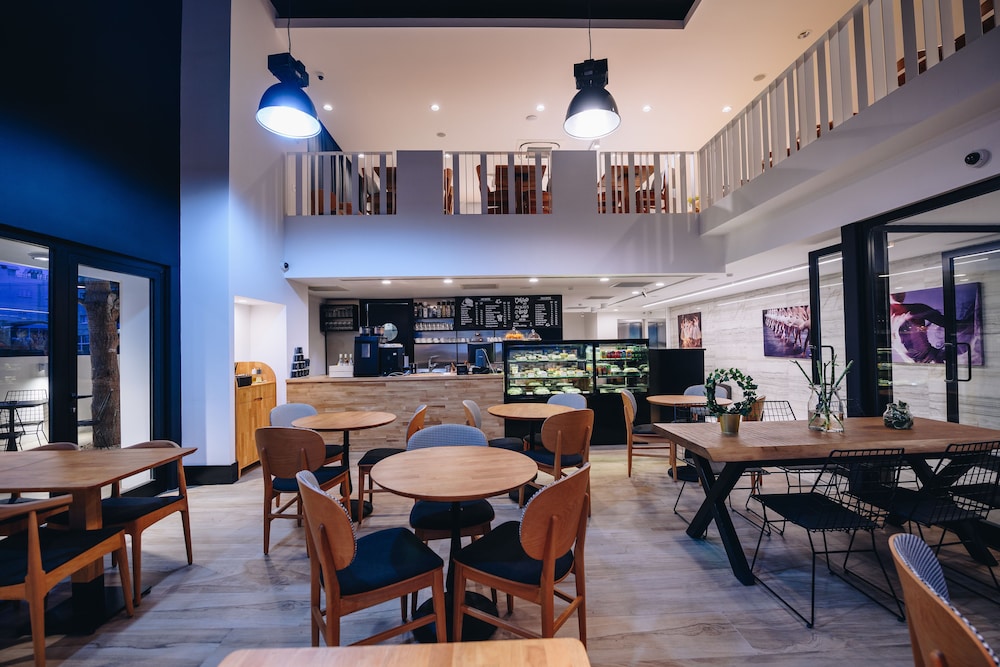 Ingate Hotel 44/50