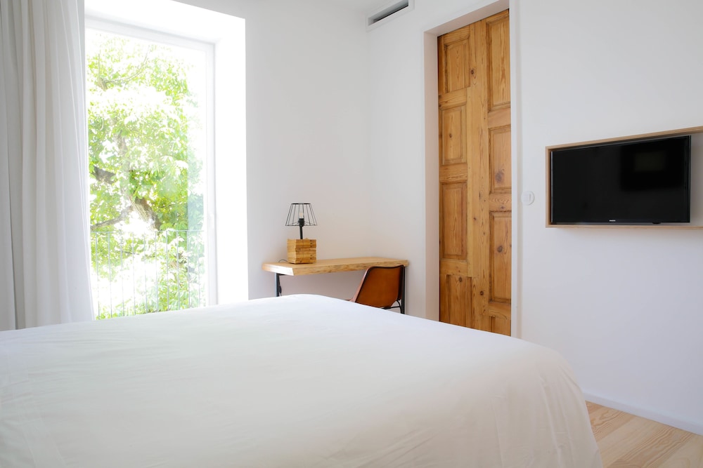 SAPIENTIA BOUTIQUE HOTEL 28/73