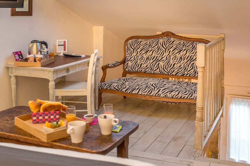 Hotel the Originals Martigues Clair 24/50