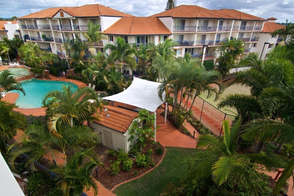 BLUE WATER BAY VILLAS 2/58