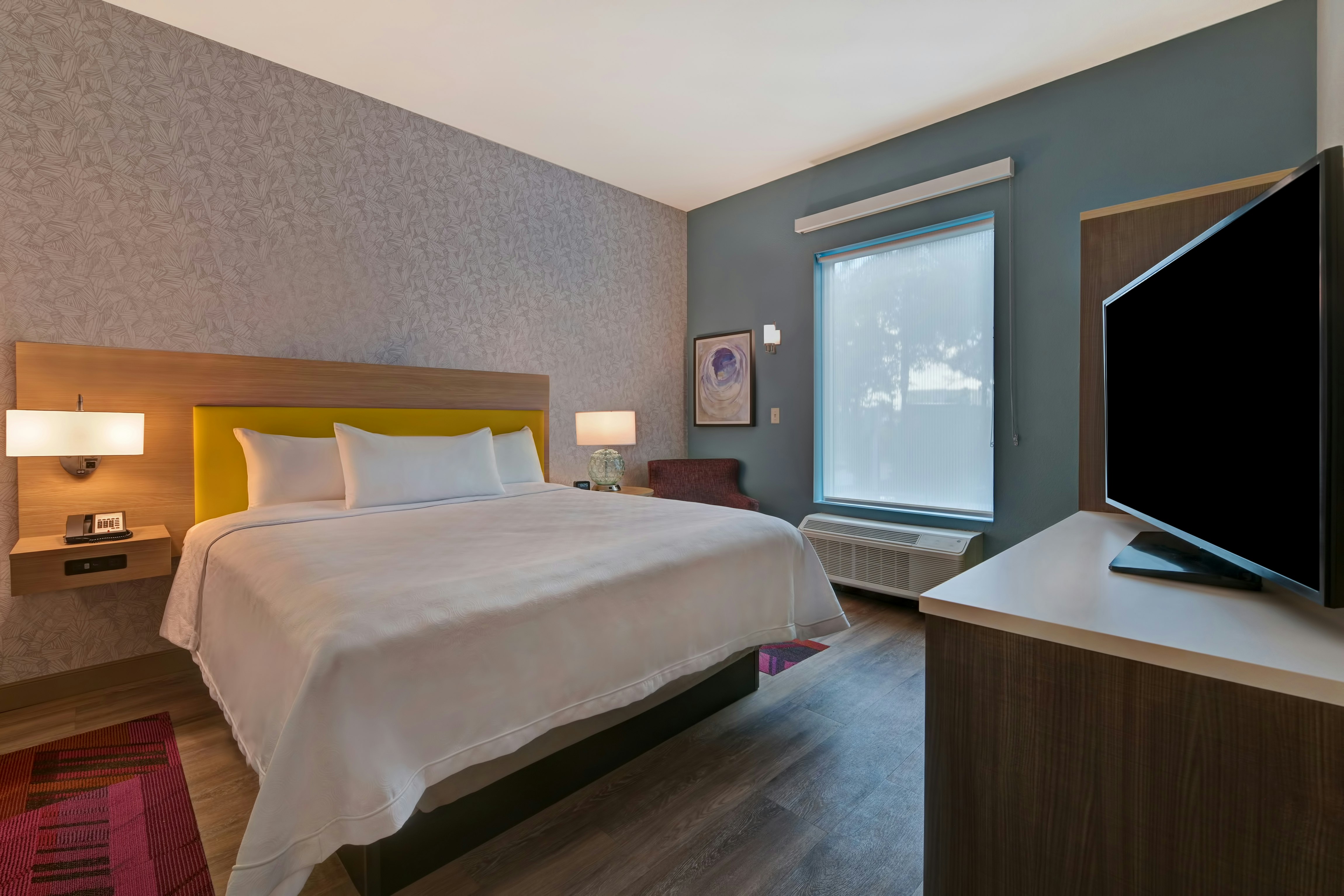 1 BEDROOM, SUITE, KING BED