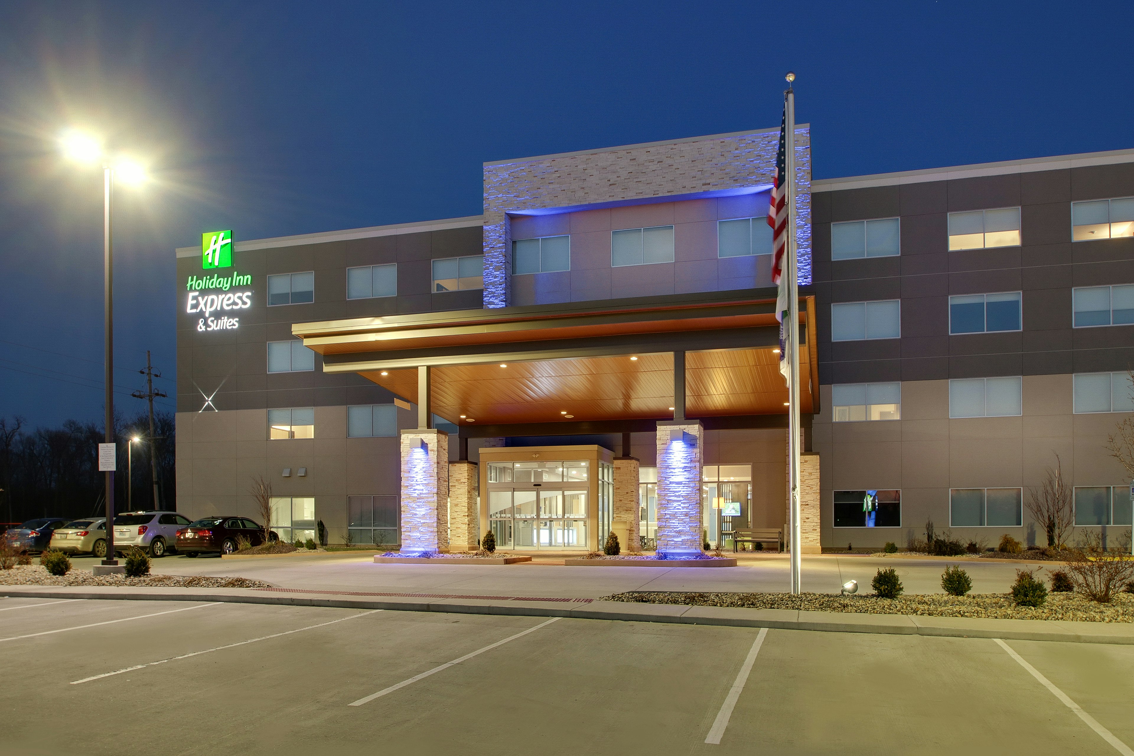 Holiday Inn Express Suites Mount Vernon 55/57