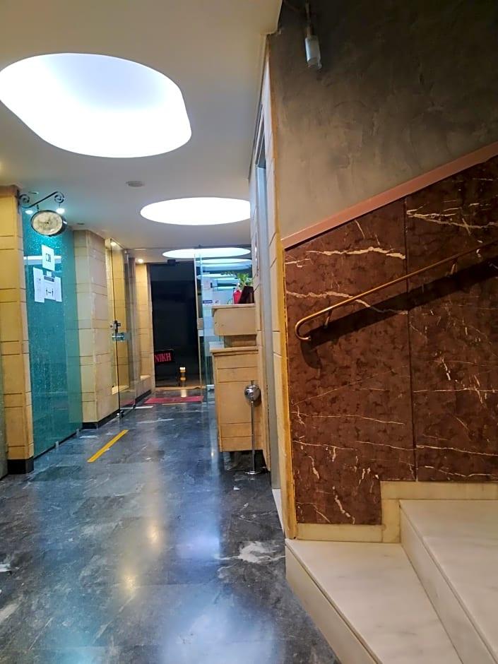 Niki Hotel 18/28
