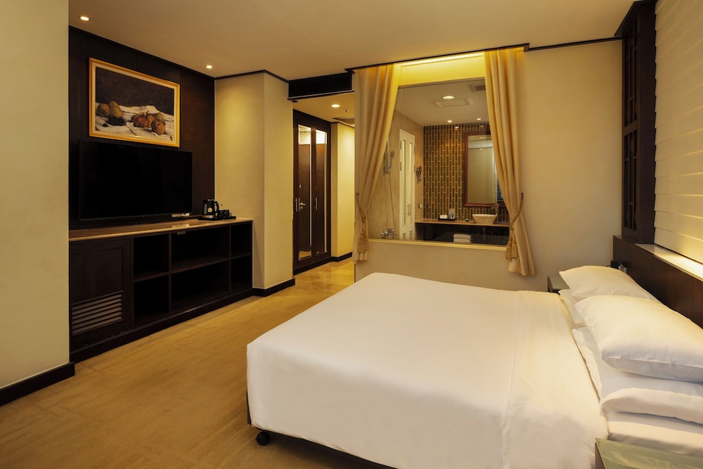 The Davis Bangkok 17/80