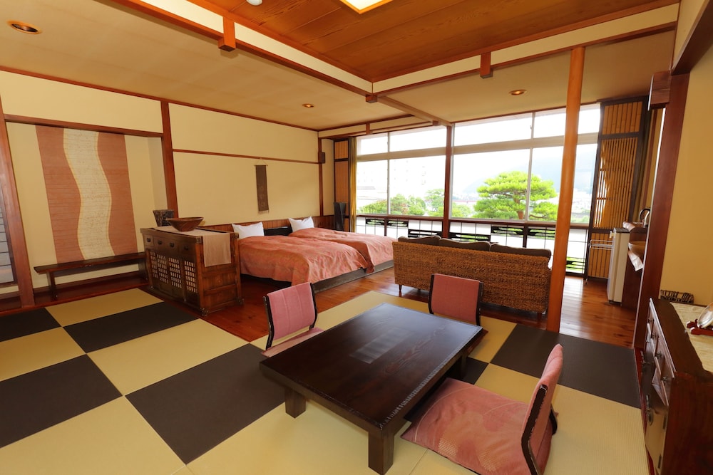 Gero Onsen Bosenkan 21/75